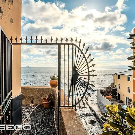 Dimora Capo Santa Chiara ג'נובה